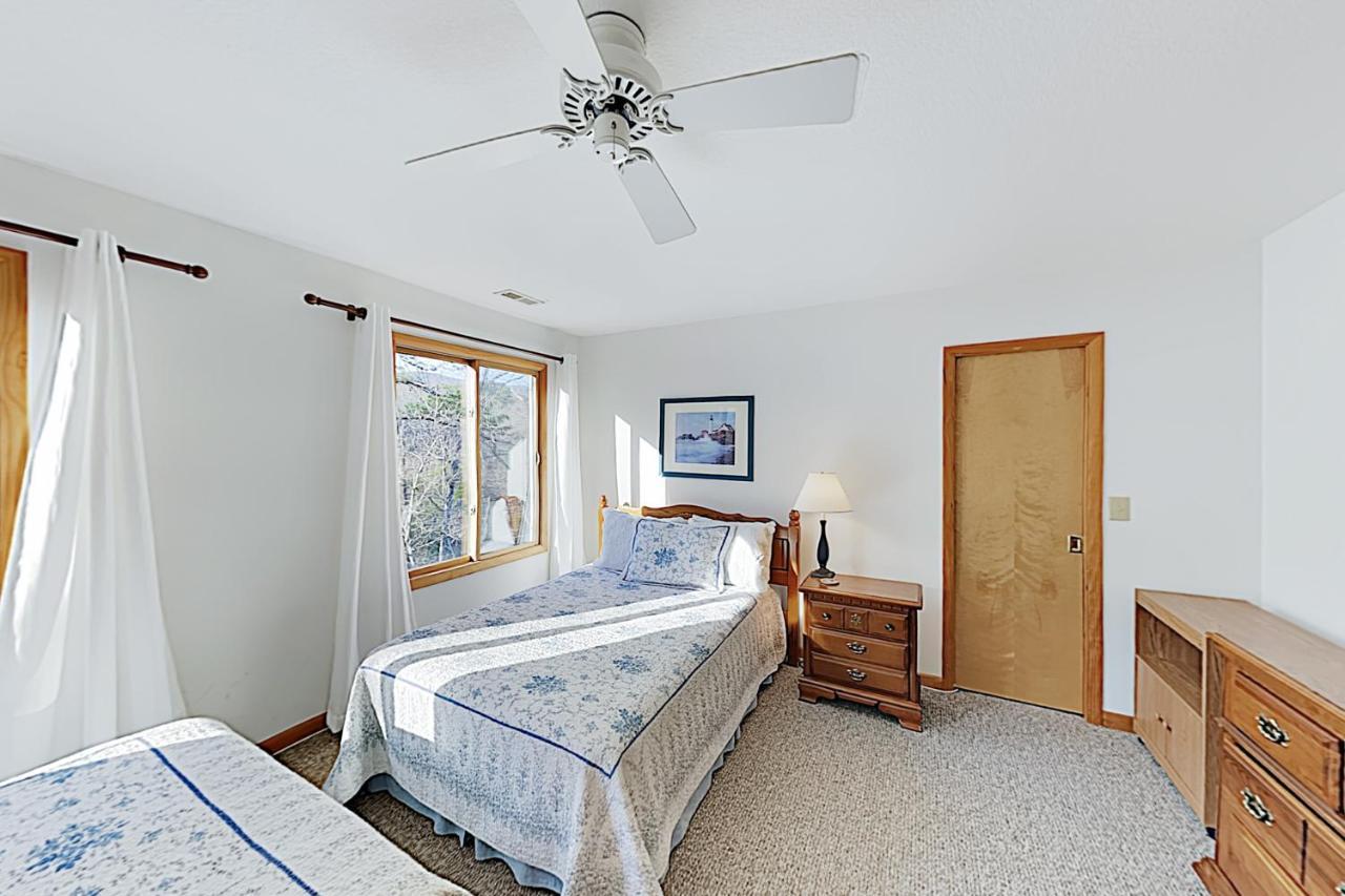 Narnia On Earth Holiday home Lake Lure